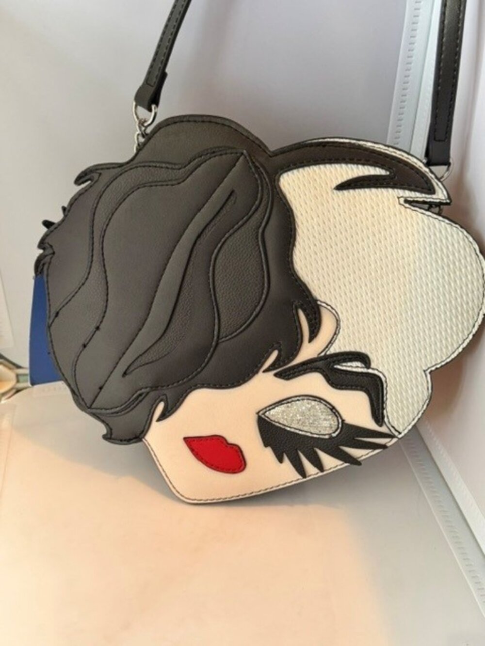 Danielle Nicole Disney Cruella de Vil Die Cut Crossbody Purse NWT